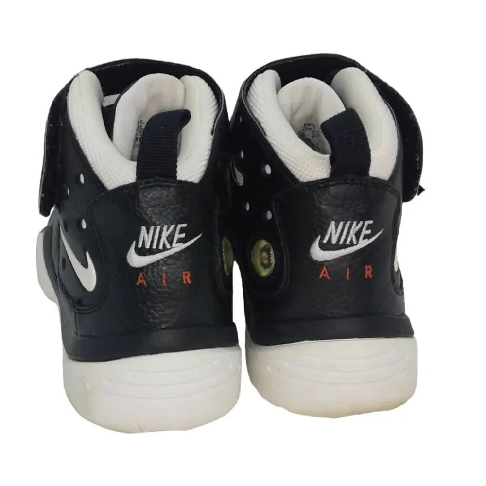 NIKE AIR ZOOM SHARKLEY Boy's Black & White HiTop Sneakers - Size: 5 1/2Y RARE!
